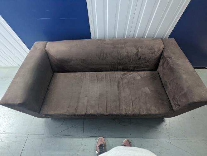 Second-hand Two Seater Couch - Photo 1)