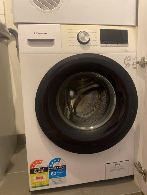 Second-hand Hisense 8kg Front Load Washing Machine - Photo 2)