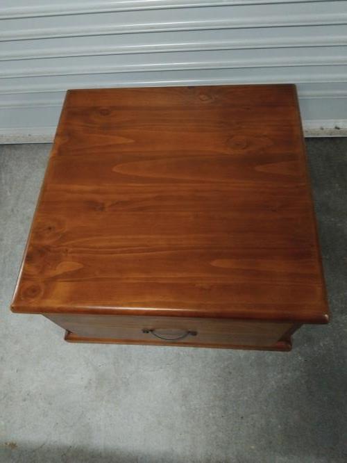 Second-hand Stunning Coffee Table - Photo 2)