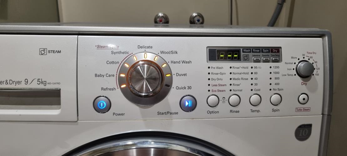 Second-hand LG 9kg / 5kg Washer-Dryer Combo - Photo 3)