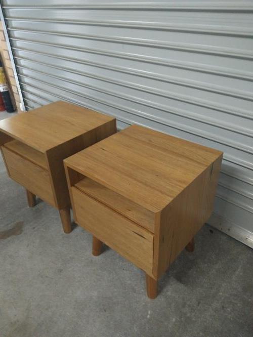 Second-hand Set of 2 Stylish Bedside Tables - Photo 5)