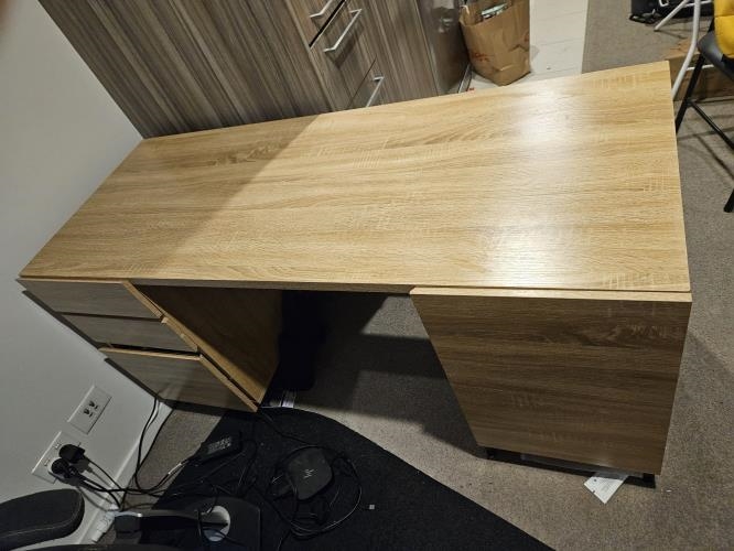 Second-hand Stunning Desk - Photo 8)