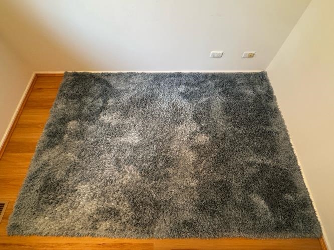 Second-hand Rug