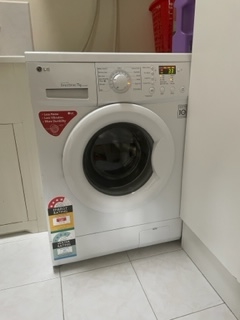 Second-hand LG 7kg Front Load Washing Machine
