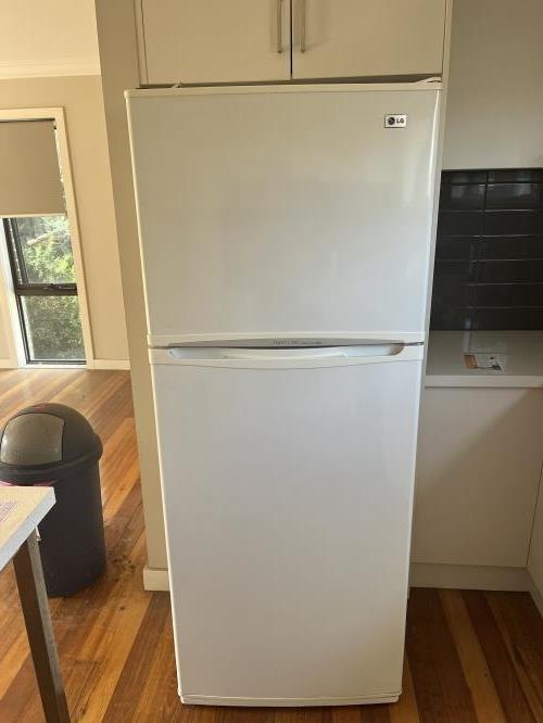 Second-hand LG 432L Top Mount Fridge