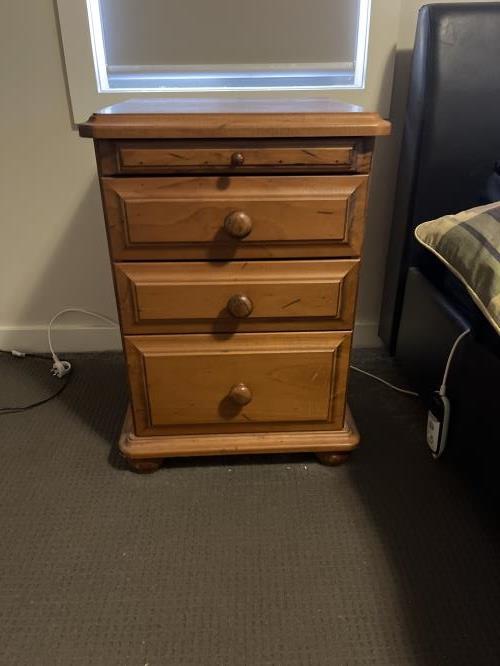 Second-hand Bedside Table