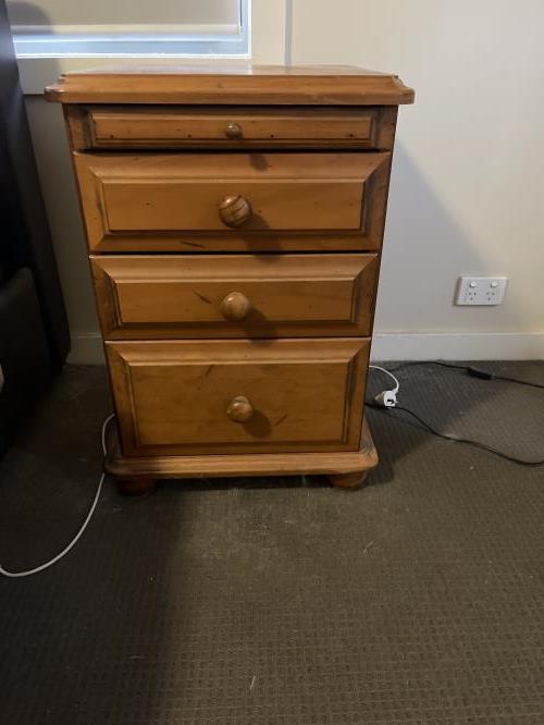 Second-hand Bedside Table