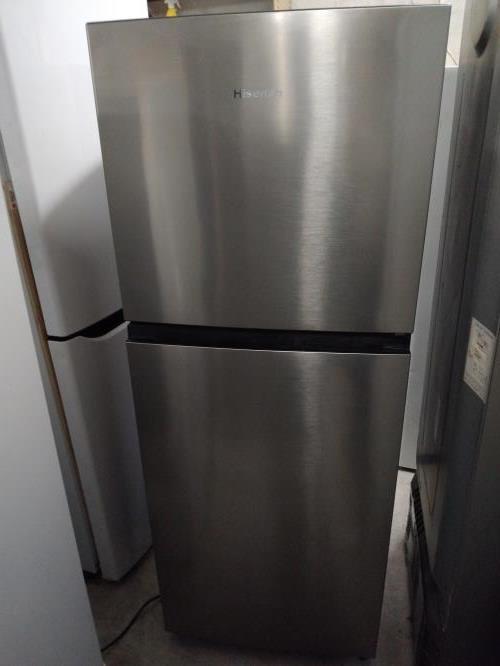 Second-hand Hisense 205L Top Mount Fridge