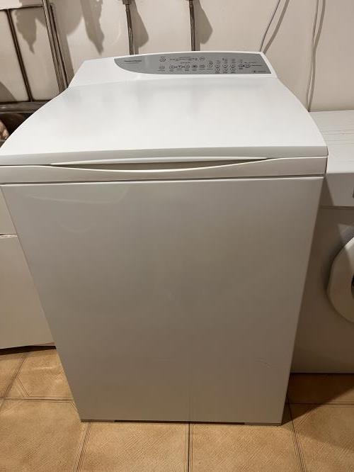 Second-hand Fisher & Paykel 8kg Top Load Washing Machine
