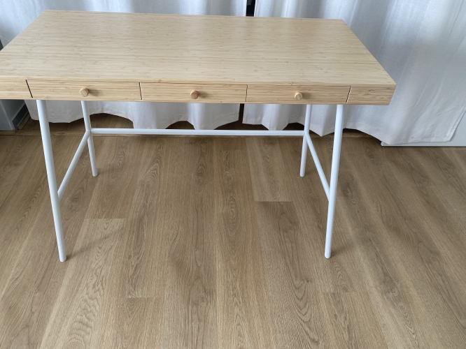 Second-hand Desk