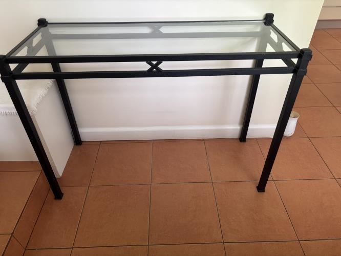 Second-hand Hall Table