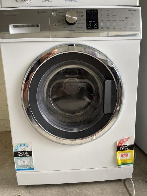 Second-hand Fisher & Paykel 8.5kg Front Load Washing Machine