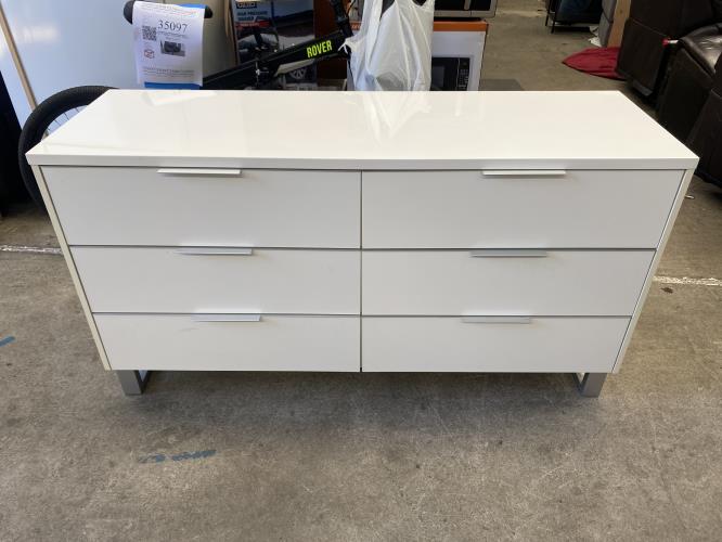 Second-hand Chest of Drawers