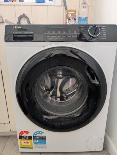 Second-hand Haier 7.5kg Front Load Washing Machine
