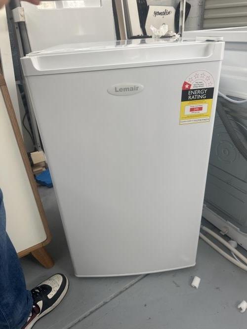 Second-hand Lemair 115L Bar Fridge