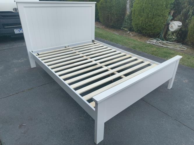 Second-hand Queen Size Bed Frame