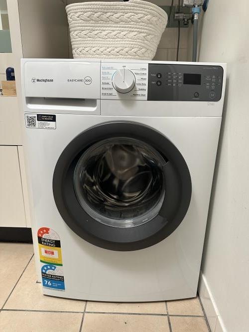 Second-hand Westinghouse 7.5kg Front Load Washing Machine