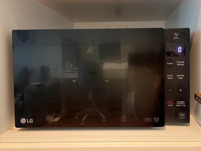 Second-hand LG Microwave