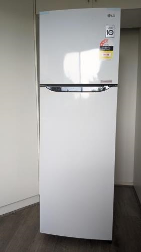 Second-hand LG 279L Top Mount Fridge