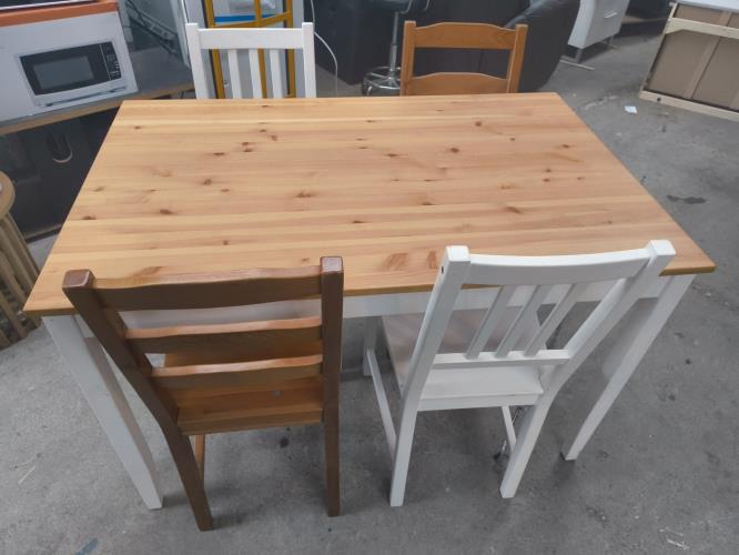 Second-hand Dining Table with 4 Chairs