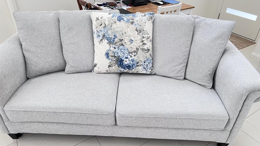 Second-hand Sofa with Ottoman