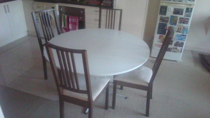 Second-hand Dining Table with 4 Chairs