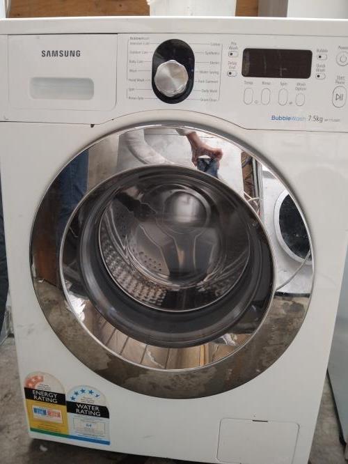 Second-hand Samsung 7.5kg Front Load Washing Machine