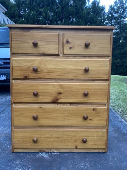 Second-hand Chest of Drawers