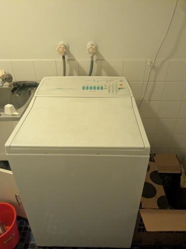 Second-hand Fisher & Paykel 7.5kg Top Load Washing Machine