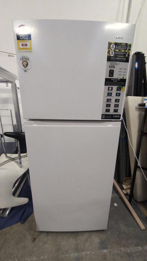 Second-hand Chiq 435L Top Mount Fridge