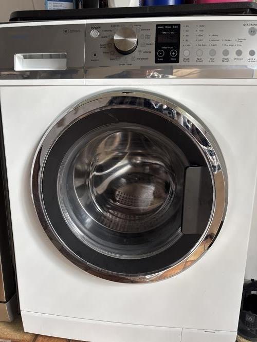 Second-hand Fisher & Paykel 8.5kg Front Load Washing Machine