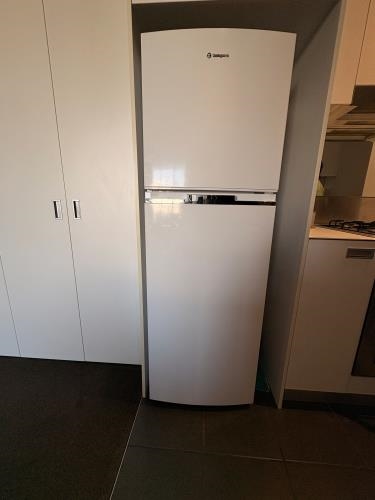 Second-hand Westinghouse 275L Top Mount Fridge