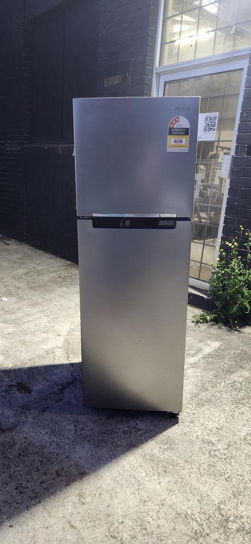 Second-hand Samsung 250L Top Mount Fridge