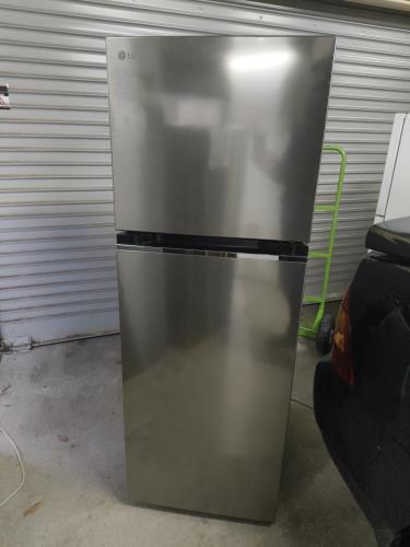 Second-hand LG 243L Top Mount Fridge