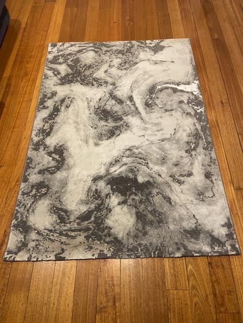 Second-hand Modern Rug