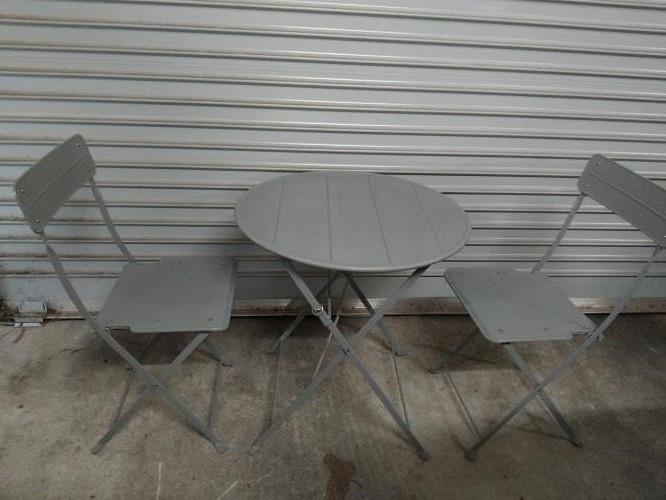 Second-hand IKEA Outdoor Table with 2 Chairs