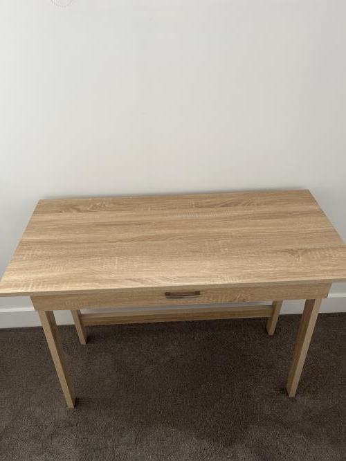 Second-hand Table