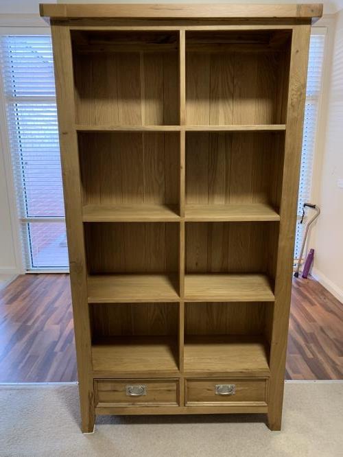 Second-hand Stylish Bookshelf