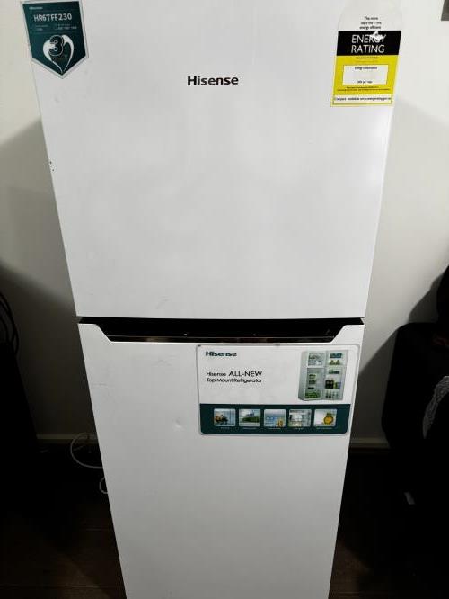 Second-hand Hisense 230L Top Mount Fridge