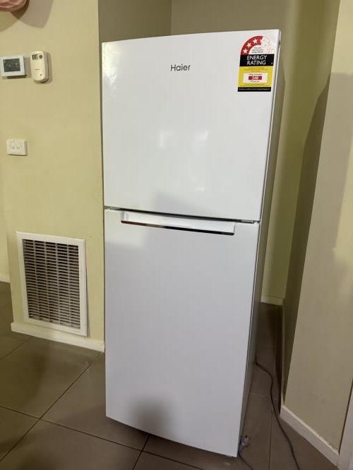 Second-hand Haier 198L Top Mount Fridge