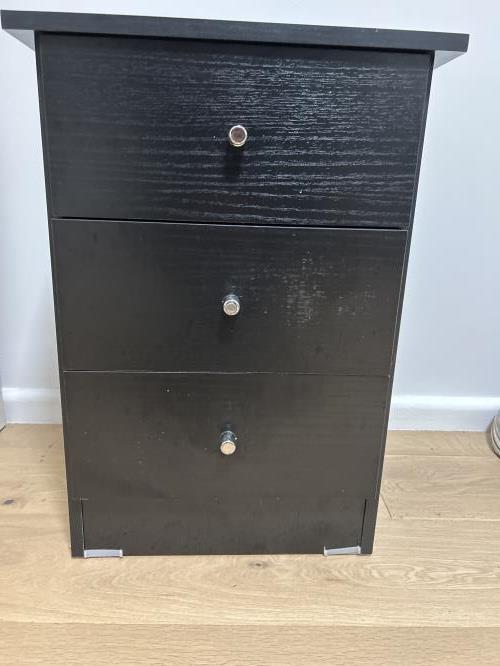 Second-hand Bedside Table