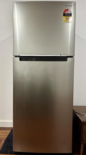 Second-hand Samsung 400L Top Mount Fridge