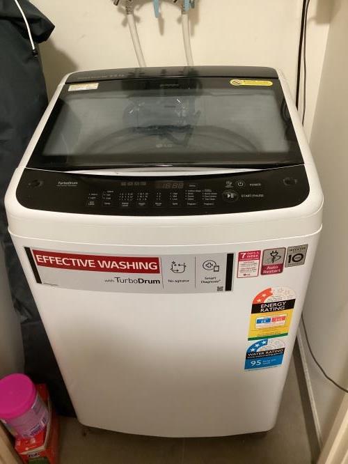 Second-hand LG 6.5kg Top Load Washing Machine