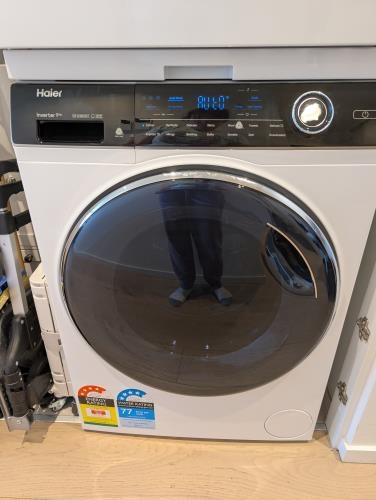Second-hand Haier 9kg Front Load Washing Machine