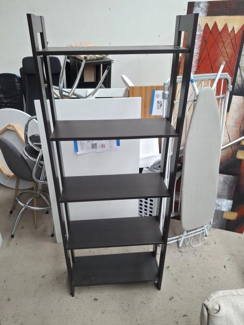 Second-hand IKEA Bookshelf