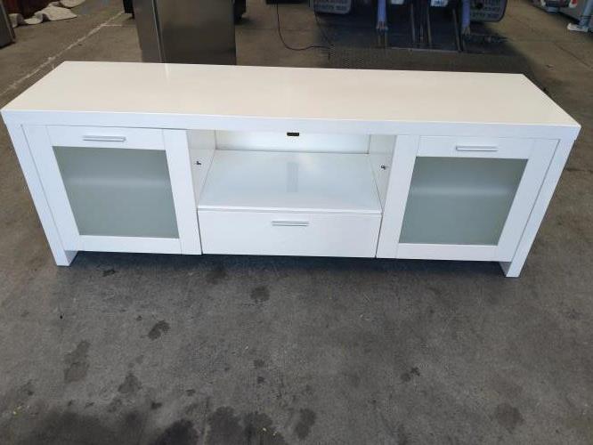 Second-hand Entertainment Unit