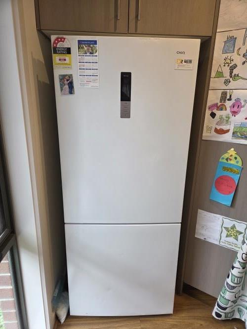 Second-hand Chiq 432L Top Mount Fridge