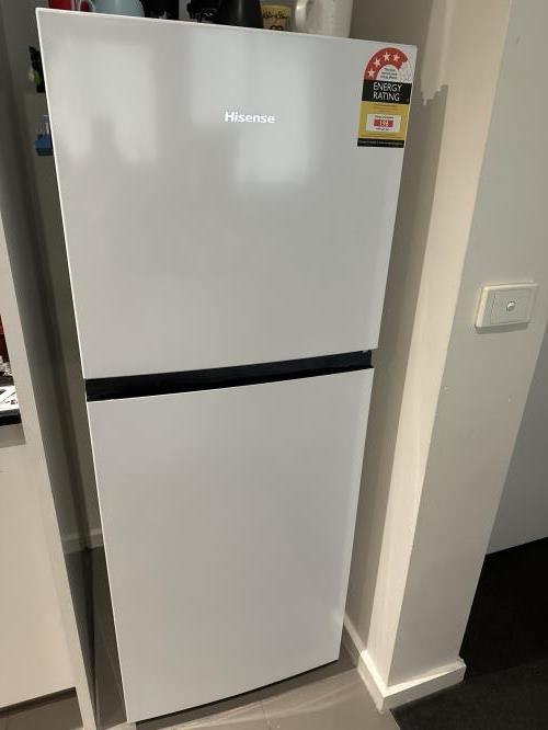 Second-hand Hisense 205L Top Mount Fridge