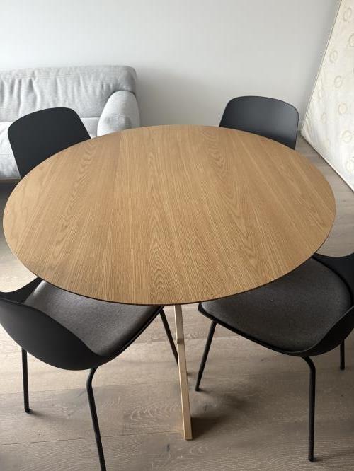 Second-hand Dining Table with 4 Chairs