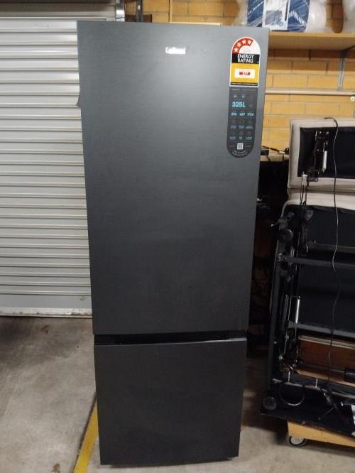 Second-hand Solt 325L Bottom Mount Fridge